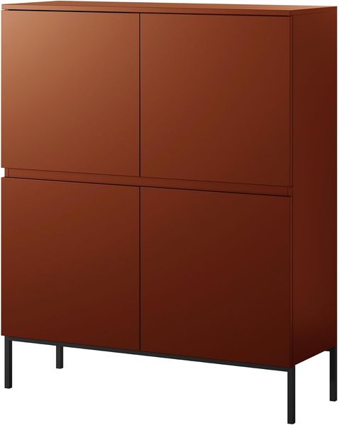 Ziegelrote Aufbewahrungskommode mit schwarzen Standbeinen, vier Tueren und acht praktischen Aufbewahrungsfaechern, 100 cm Breite